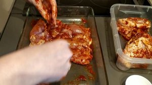 Бедрышки куриные в ароматном маринаде из томатной пасты и копчёной паприки #курица #томат #паприка
