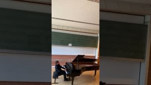 Гайдн соната ми минор 2, 3 части