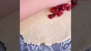 Штрудель с вишней