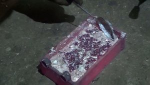 Плавка и отливка алюминия в гаражных условиях, в муфельной печи. Aluminum smelting.