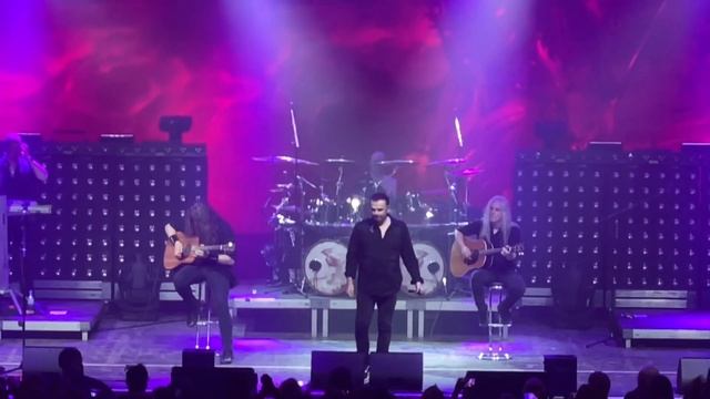 Blind Guardian - The Bard’s Song - live 15.10.2023 Turbinenhalle Oberhausen смотреть онлайн