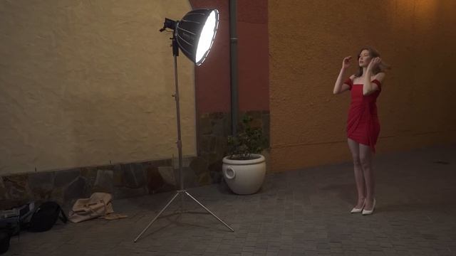 Sony A6000 vs Sony A7IV NIGHT PHOTO SHOOTOUT
