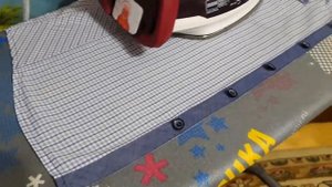 Процесс глажки утюгом Tefal FV9775