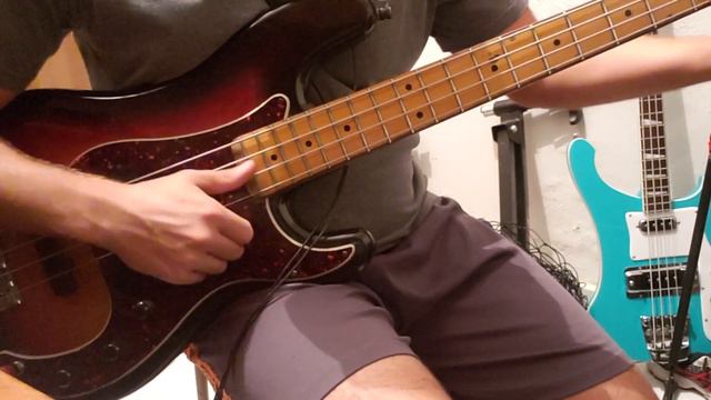 Fender Precision Bass Made in Japan 1984-1987 смотреть онлайн