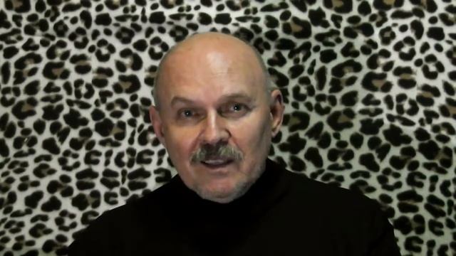 На улице дождик и слякоть | Виктор Евграфов читает стихотворение Александра Блока смотреть онлайн