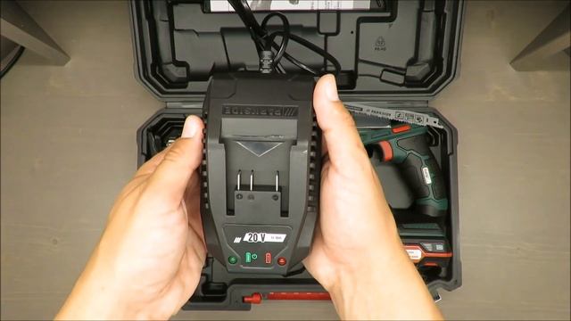 Parkside Cordless Sabre SAW PSSA 20-Li A1 UNBOXING (Lidl 20V 3000 rpm 65W) смотреть онлайн