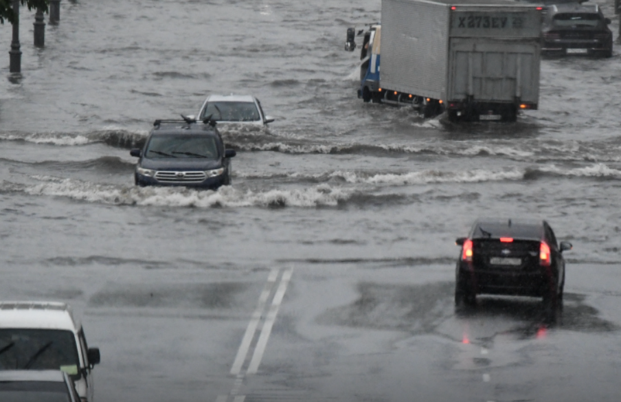 Водный апокалипсис вновь накрыл города Приморья