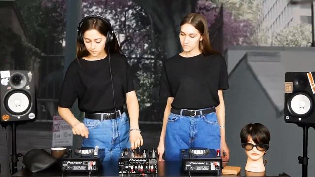 КОМНАТА - # 46 - Rte Dissident смотреть онлайн