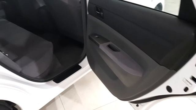 Windsor Used Car Outlet  - 2011 Toyota Prius NHW20 05DR A 10995 -11D53385