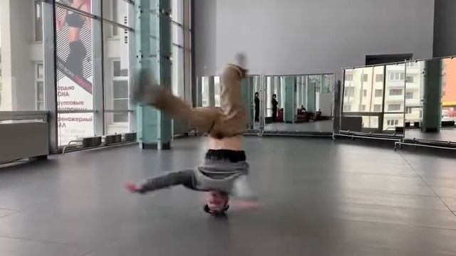 Кепка хэдспинка Time for Rocking demo смотреть онлайн