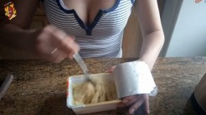 Доширак пюре с сыром и сухариками