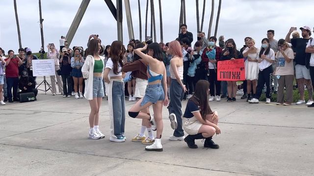 FULL 220523 NMIXX at Venice Beach