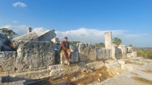 Лекция на руинах "Логика античного мифа (часть 3): супероружие Медузы и ритуальные клизмы ученых" ?