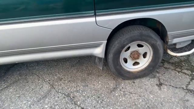 2000 Mitsubishi Delica Star Wagon diesel turbo 4x4 at Silk Road Autos -WWW.SILKROADAUTOS,COM смотреть онлайн