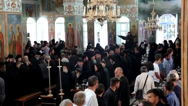 Афон монастырь святого Великомученика Пантелиймона пристол