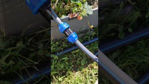 Модифицировал систему полива грядки из ПНД труб)