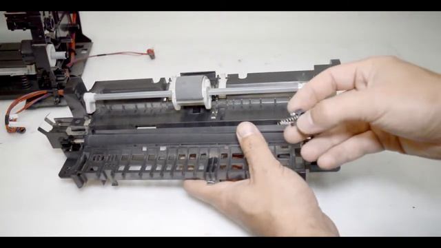 Полная разборка принтера EPSON L210 самостоятельно / ЛАЙФХАК / Обзор. Обслуживание EPSON L210 смотреть онлайн