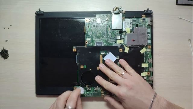 Разборка/сборка и чистка Asus F5VL (Cleaning and Disassemble Asus F5VL)