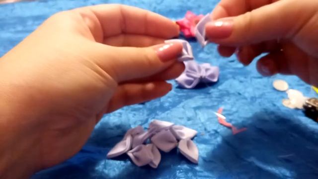 Резиночки малышки с острыми лепестками смотреть онлайн