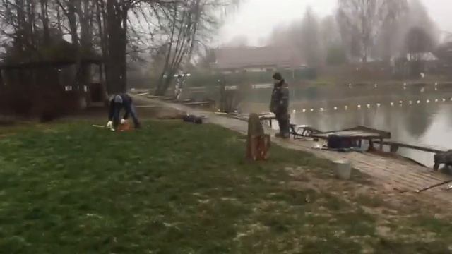 Ловля форели на платном водоёме. РК Фишка Липки. смотреть онлайн
