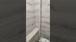 САНУЗЕЛ: МОНТАЖ ЛАМИНАТА НА СТЕНЫ... (г.Туймазы июнь-2022г.)