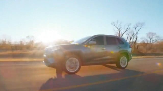 Nuevo Toyota Rav4 2023 | ¡El SUV que está siempre listo para la aventura! смотреть онлайн