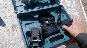 Болгарка на аккумуляторе (новое для работы)