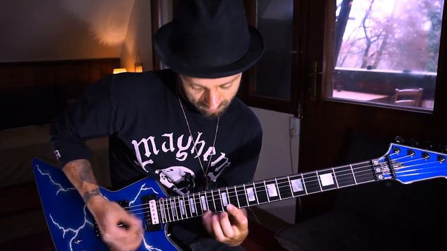 Play it like Dimebag ⚡ THE ART OF SHREDDING 🎸 Solo Demonstration by Attila Voros смотреть онлайн