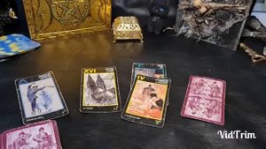 Гадание на картах. Кому я нравлюсь?