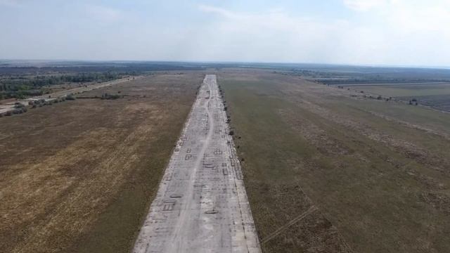 Благоево | Заброшенный ВОЕННЫЙ АЭРОДРОМ БУЯЛЫК | Гигантские ангары для самолётов Истребителей