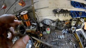 Устранение течи масла  с вала выбора  передач КПП Москвич