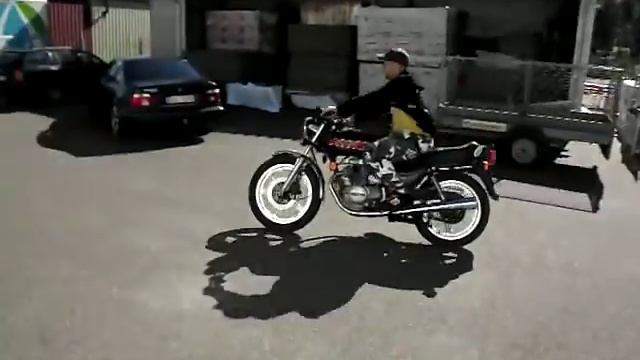 Honda cb250 first start up смотреть онлайн