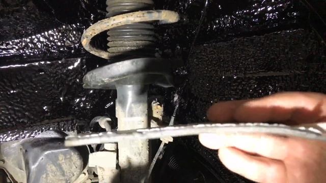 Ford Focus жидкий локер Promcluster - это два в одном: шумоизоляция и анткор колёсных арок