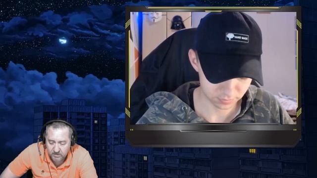 Педагог с двумя высшими образованиями.