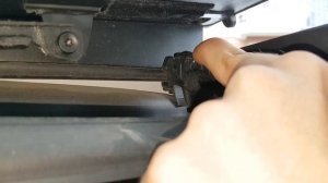 Как устранить скрип панорамной крыши BMW X3 F25 ( repearing sunroof noise, eng subt )
