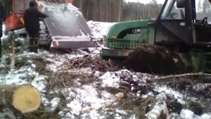 ФАРВАРДЕР АМКОДОР вмёрз в болото