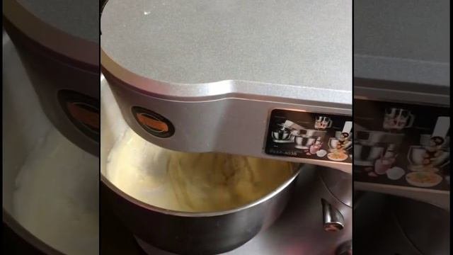 Яблочная шарлотка, рецепт