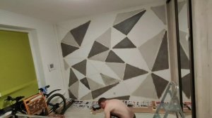 Покраска стены треугольниками, таймлапс / Triangle geometric painting on the wall, timelapse