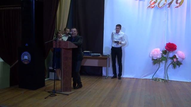 Напутственные слова Волохова Н.Н. Вручение дипломов студентам факультета ЭиУТ. 12.07.19 смотреть онлайн