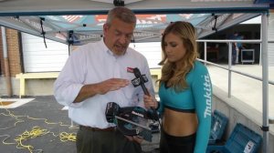 Makita 18V Brushless Metal Cutting Circular Saw XSC02 with Miss Makita (5 of 7)