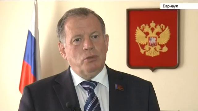 Иван Лоор, возглавлявший парламент в течении двух созывов, покинет свой пост смотреть онлайн