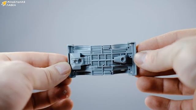 Сборная модель ЛУАЗ-1301 от AVD Models. Распаковка смотреть онлайн