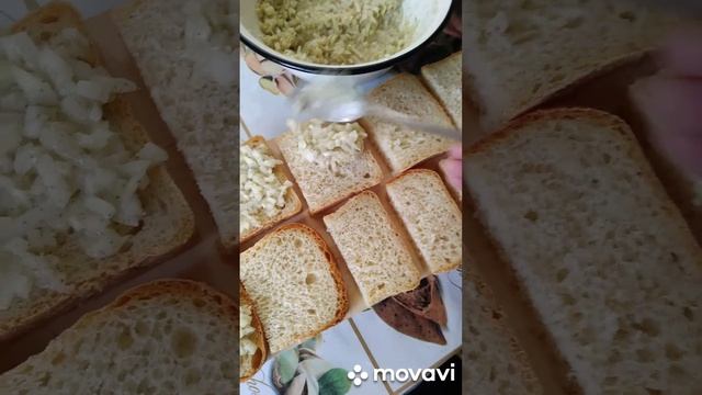 Обед в деревне - жарю гренки?/Экономлю вкусно!)  #простаяеда #рецепт #деревенскаяеда #едавдеревне