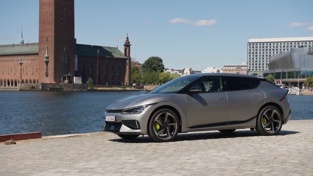 Kia EV6 GT Exterior Design in Grey смотреть онлайн