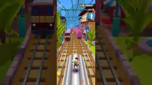 Самый большой рекорд, где мальчик бегает от полицейского