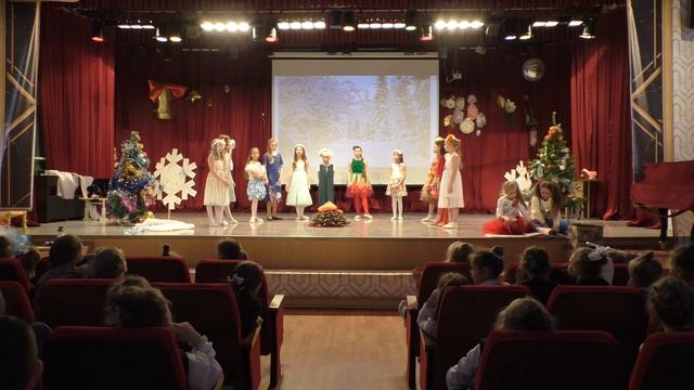 Двенадцать месяцев 25.12.19