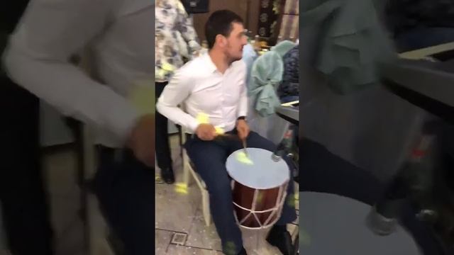 Альбина Казакмурзаева, Вадик Тластанкулов и группа Дух Кавказа- Дагестанская Лезгинка