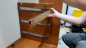 Как собрать встроенный шкаф купе в прихожую до потолка своими руками (подробно)