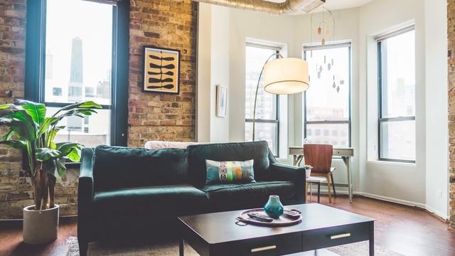 Потеряв ребенка, женщина в отчаянии уехала в глухую деревню,не догадываясь кто вскоре к ней постучи смотреть онлайн