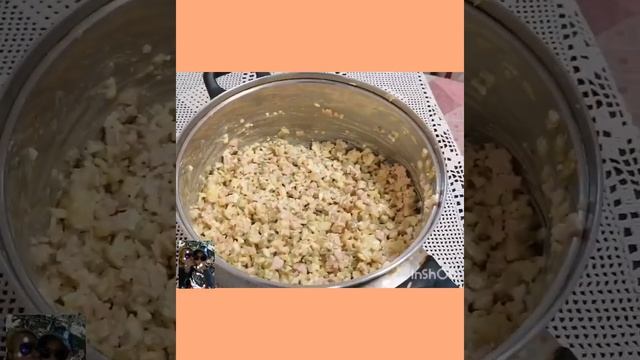 Реакция иностранца на русскую еду.Foreigner's reaction to Russian food.Реакција мужа на руску храну